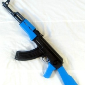 AK47-Blue-airsoft-machine-gun-metal-bb-bbgunuk (6)